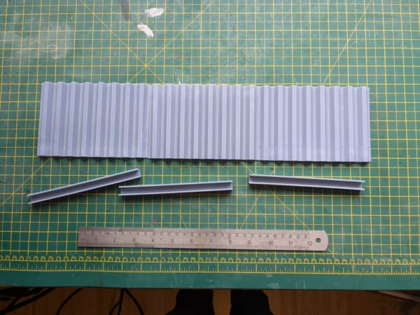 OO gauge sheet piling