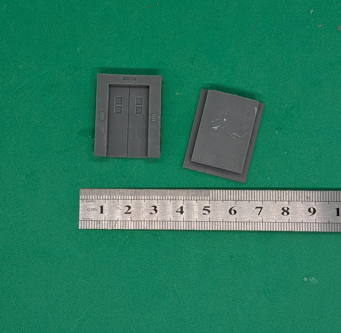 4mm lift doors